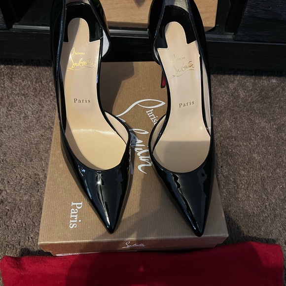 Brand New Never worn Christian louboutin Iriza size 42. - Picture 10 of 13